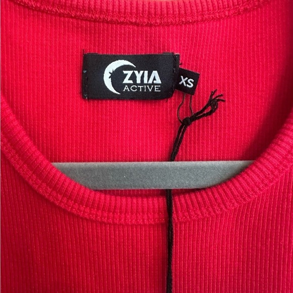 ZYIA Active Red Ribbed Cali Tank - Picture 2 of 5